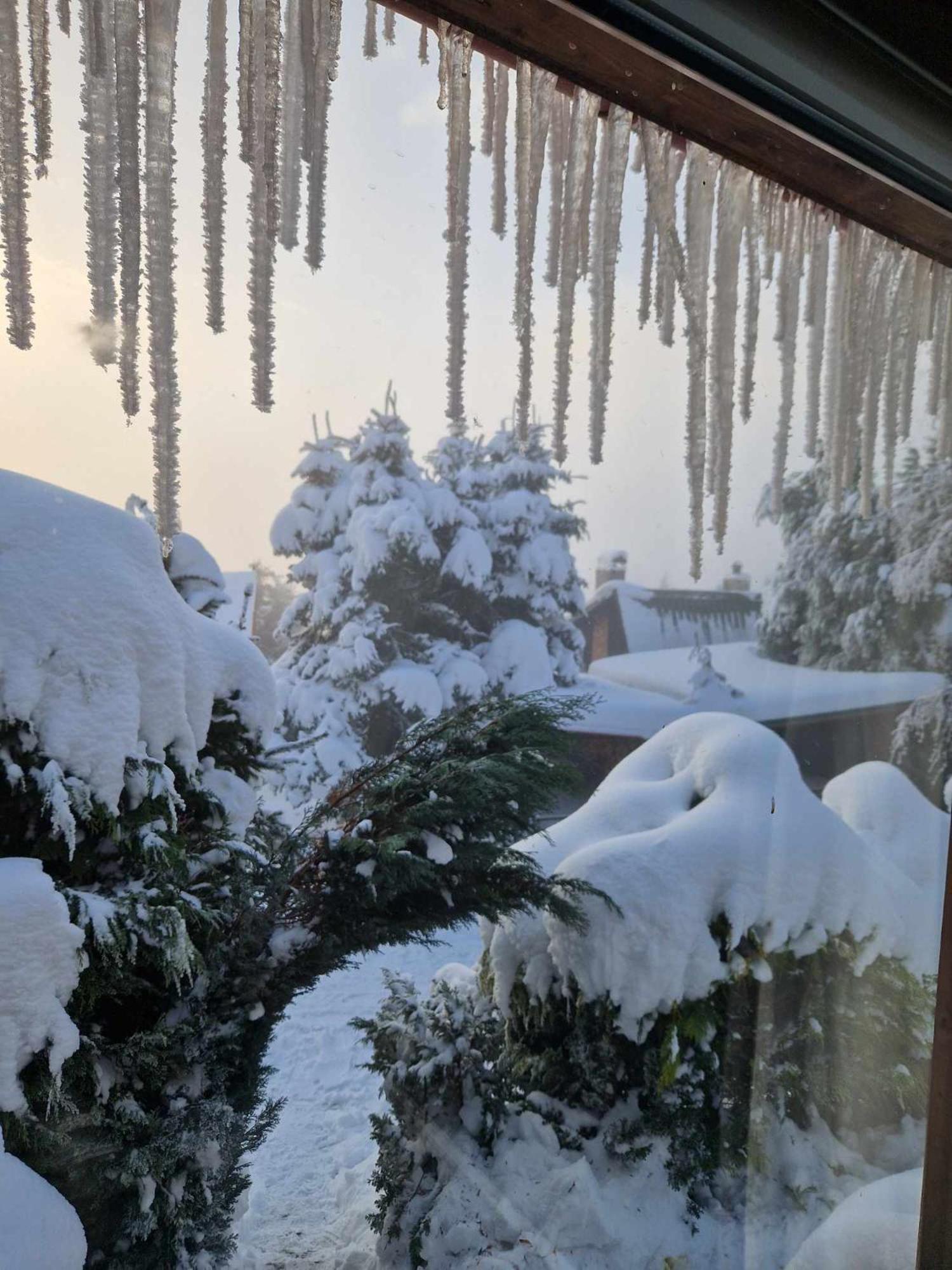 Chata Jeleni Drevenice S Vlastni Virivkou Horni Halze Esterno foto